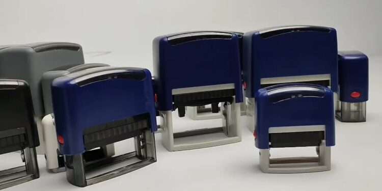 qa stamos appleangwin helloworld