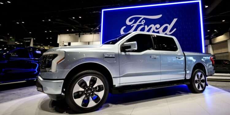 300m 6b iac q2fordbloomberg: Why Bloomberg is the Right Choice for You