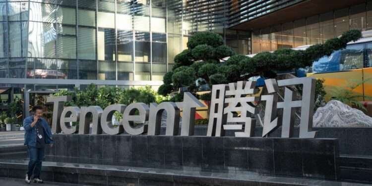 Tencent’s Huya: A Chinese Huang Bloomberg Introduction