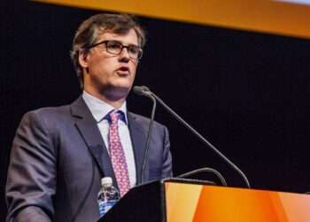 apibased series coatue 1b 175mtechcrunch: A Comprehensive Guide