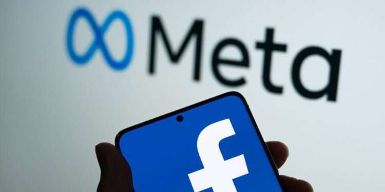 Facebookholmes: My Personal Journey as a Facebook Insider