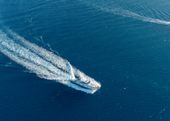 The Role of Marine Transmission Systems in Modern Boating