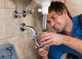 Why Local Plumbers Recommend Annual Drain Cleaning for Homes