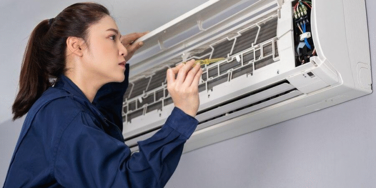 How to Choose Between Repairing and Replacing Your AC Unit